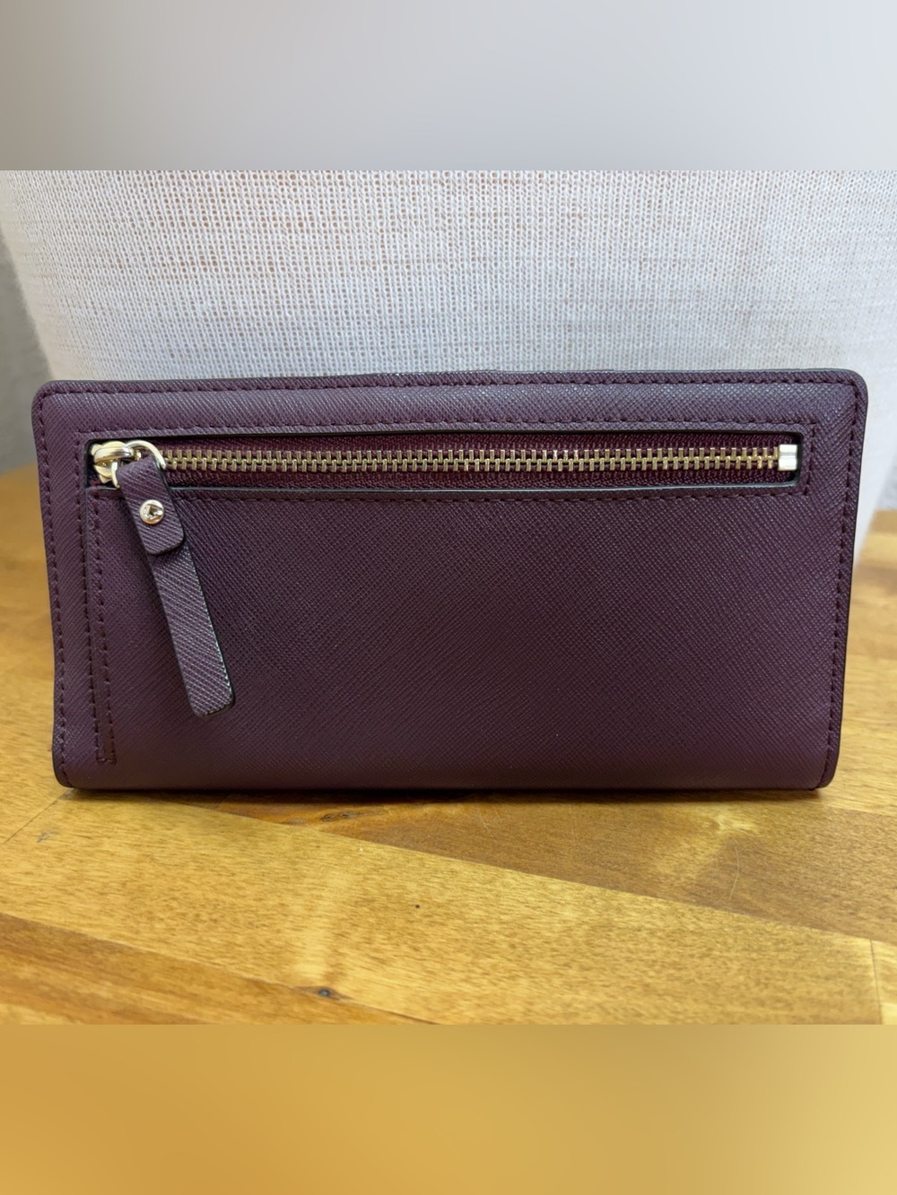 Kate Spade New York Plum Saffiano Leather Continental Wallet Gold Tone Zip - Picture 4 of 8